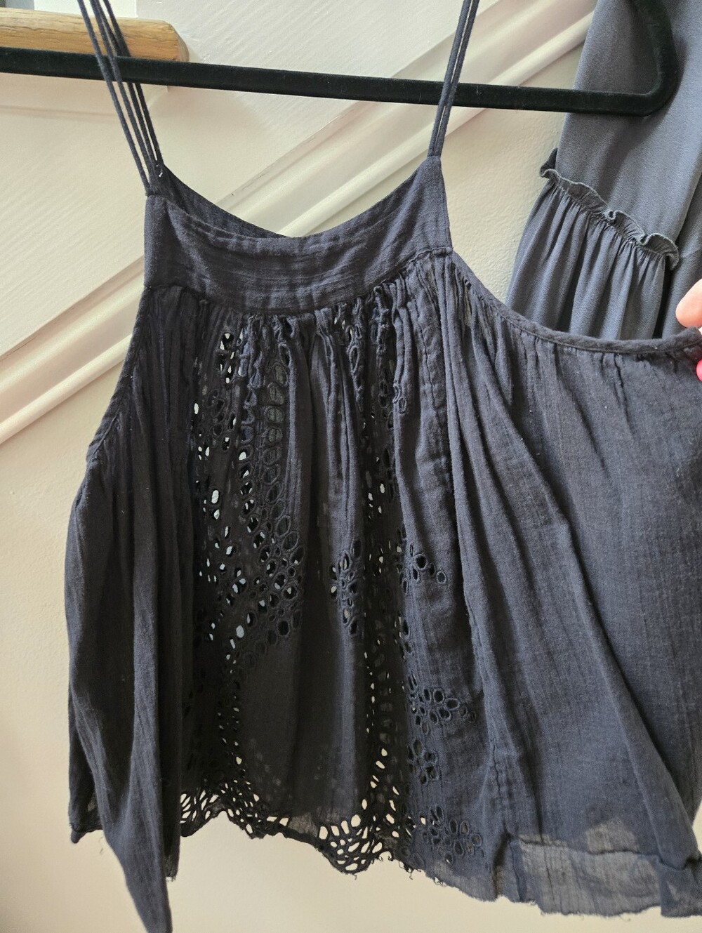 LOOK "2" Women’s Black FREEPEOPLE TOPS